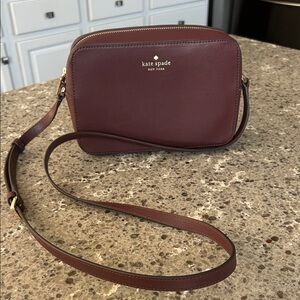 Kate Spade Harper Leather Crossbody Bag, in Cherrywood, EUC